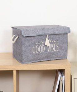 Good Vibes yazılı püsküllü, kulplu gri kapaklı mini düzenleyici